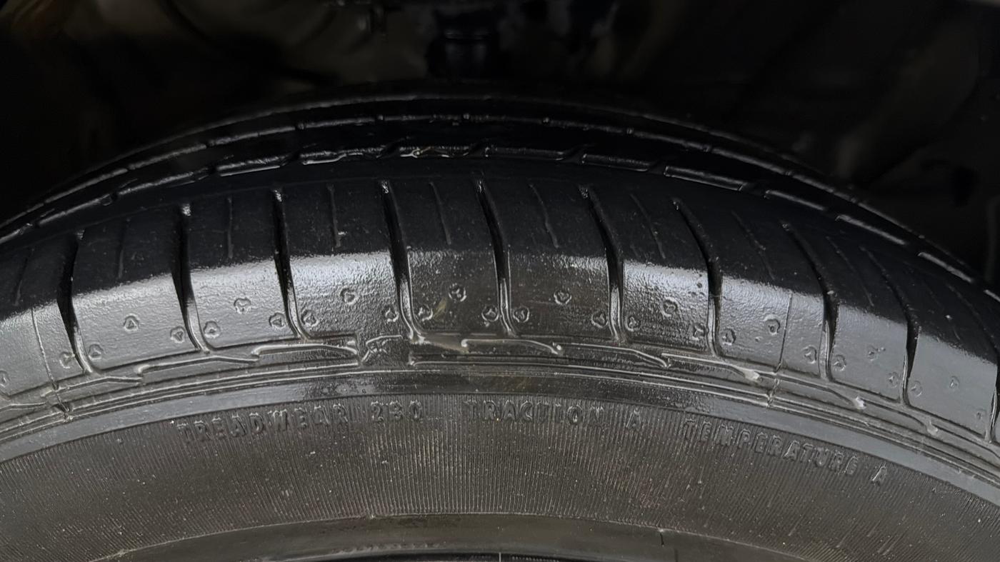 2020 KIA SELTOS GTX PLUS DCT 1.4 PETROL, Petrol, Automatic, 31,623 km, Right Front Tyre Tread