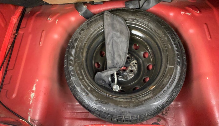 2018 Hyundai Eon MAGNA +, Petrol, Manual, 58,957 km, Spare Tyre