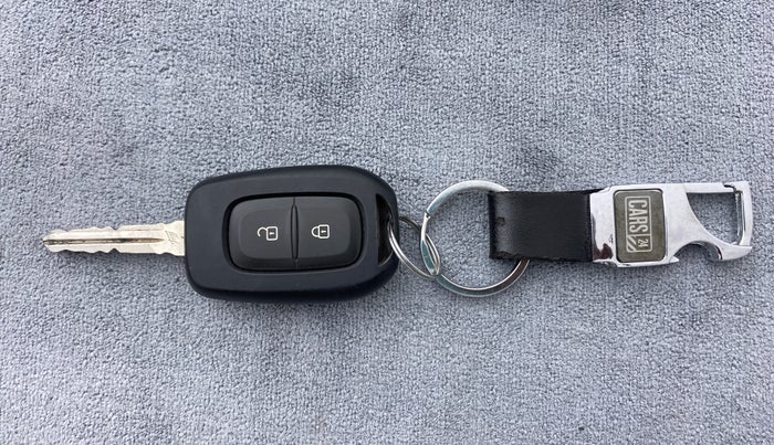 2019 Renault TRIBER 1.0 RXL PETROL, Petrol, Manual, 3,430 km, Key Close Up