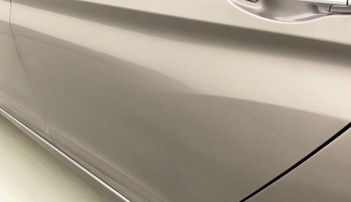 2015 Honda City 1.5L I-VTEC V MT, Petrol, Manual, 92,720 km, Rear left door - Minor scratches