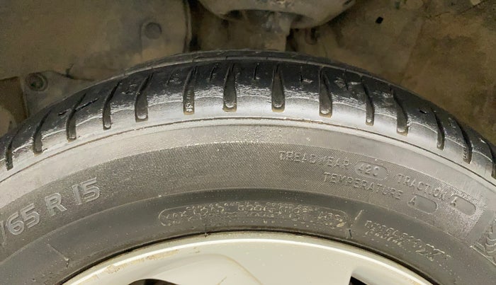 2015 Honda City 1.5L I-VTEC V MT, Petrol, Manual, 92,720 km, Left front tyre - Minor crack