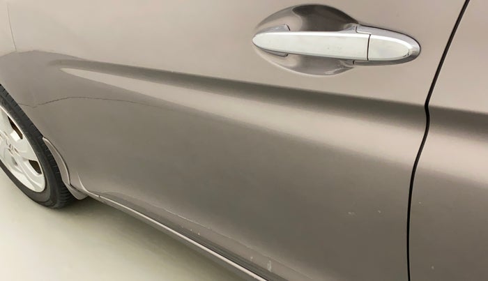 2015 Honda City 1.5L I-VTEC V MT, Petrol, Manual, 92,720 km, Front passenger door - Slightly dented