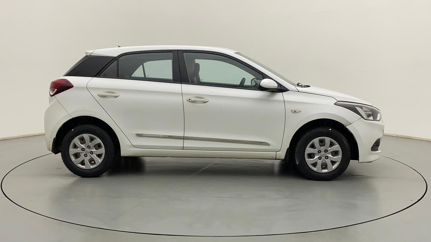 2016 Hyundai Elite i20 MAGNA 1.2, Petrol, Manual, 29,951 km, Right Side View