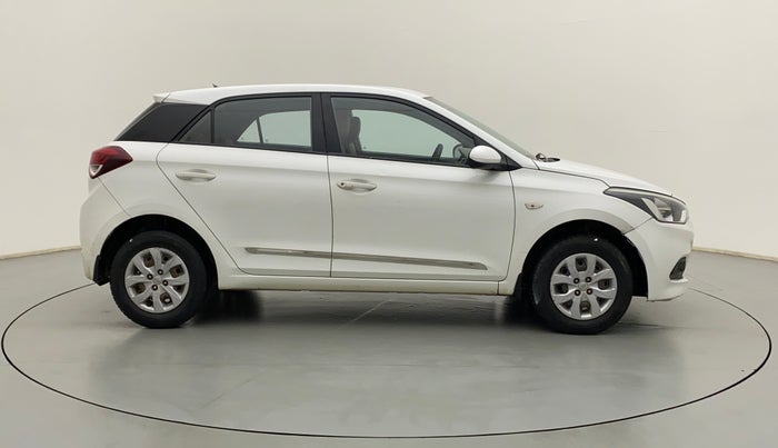 2016 Hyundai Elite i20 MAGNA 1.2, Petrol, Manual, 29,951 km, Right Side View