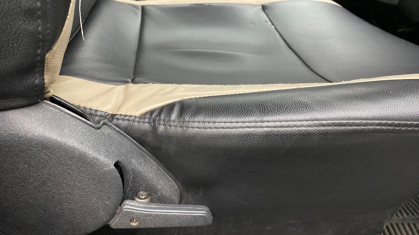 2012 Maruti Alto LXI, Petrol, Manual, 1,00,100 km, Driver Side Adjustment Panel