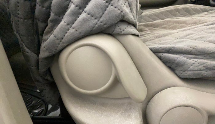 2016 Nissan Micra XV CVT, Petrol, Automatic, 53,807 km, Driver Side Adjustment Panel