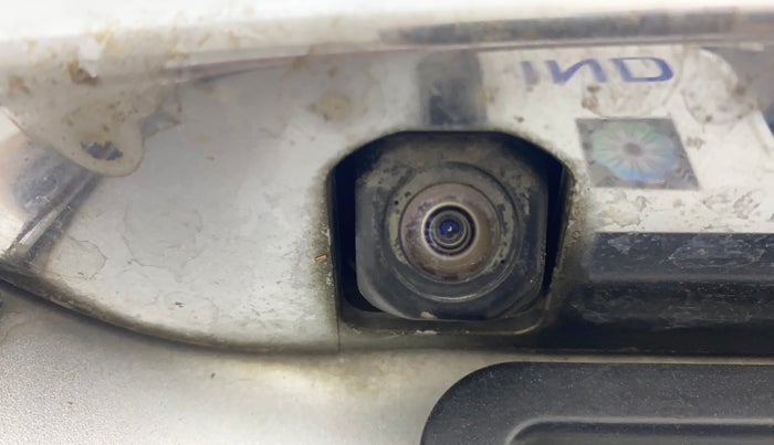 2015 Toyota Innova 2.5 VX 8 STR, Diesel, Manual, 1,02,630 km, Parking Camera