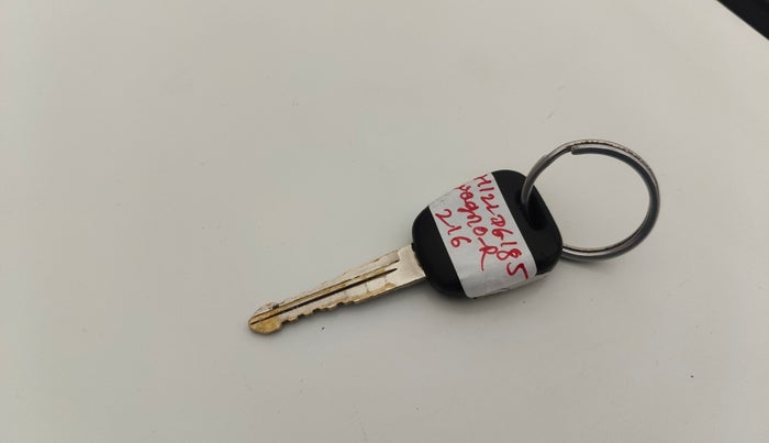 2014 Maruti Wagon R 1.0 LXI CNG, CNG, Manual, 87,142 km, Key Close Up