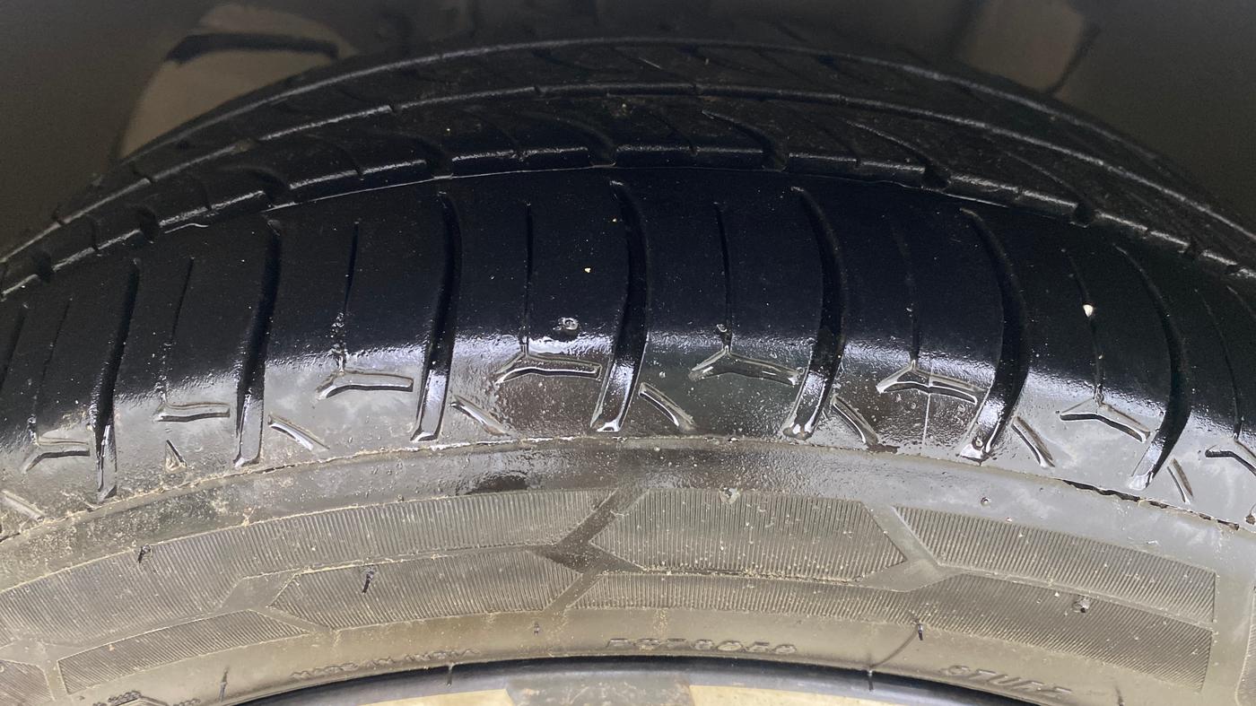 2022 Tata TIGOR XZ PLUS PETROL, Petrol, Manual, 82,276 km, Left Front Tyre Tread