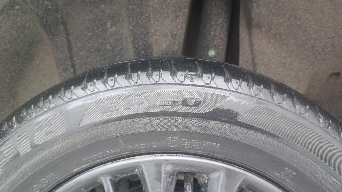 2021 Maruti XL6 ALPHA MT, Petrol, Manual, 57,558 km, Left Rear Tyre Tread