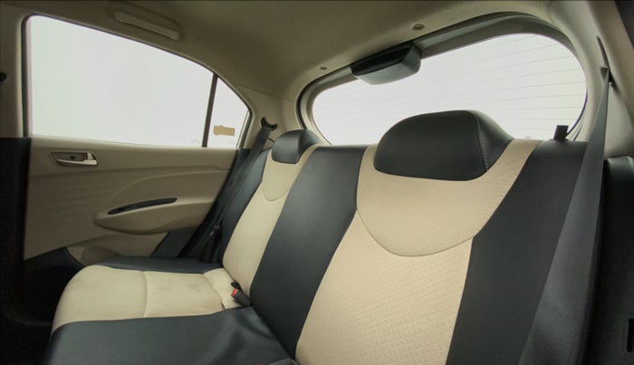 2018 Hyundai NEW SANTRO ASTA MT, Petrol, Manual, 36,324 km, Right Side Rear Door Cabin