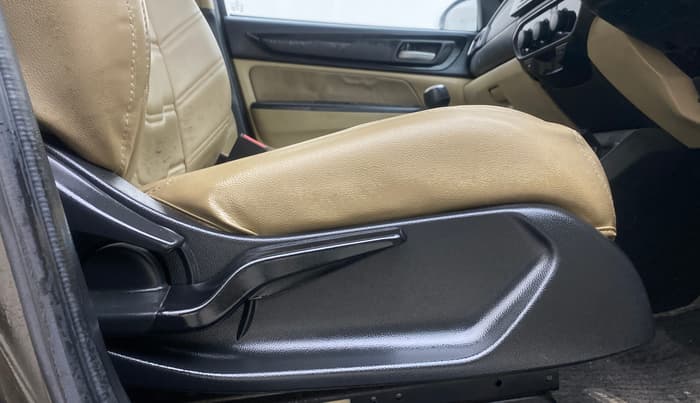 2018 Honda Amaze 1.2L I-VTEC S, Petrol, Manual, 54,073 km, Driver Side Adjustment Panel