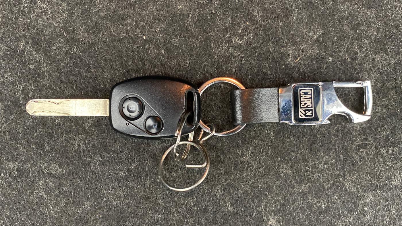 2010 Honda Civic 1.8V AT, Petrol, Automatic, 31,076 km, Key Close Up