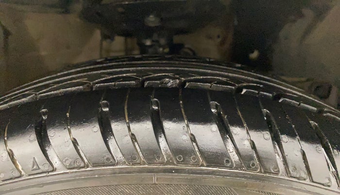 2012 Honda City 1.5L I-VTEC V MT, CNG, Manual, 89,046 km, Right Front Tyre Tread