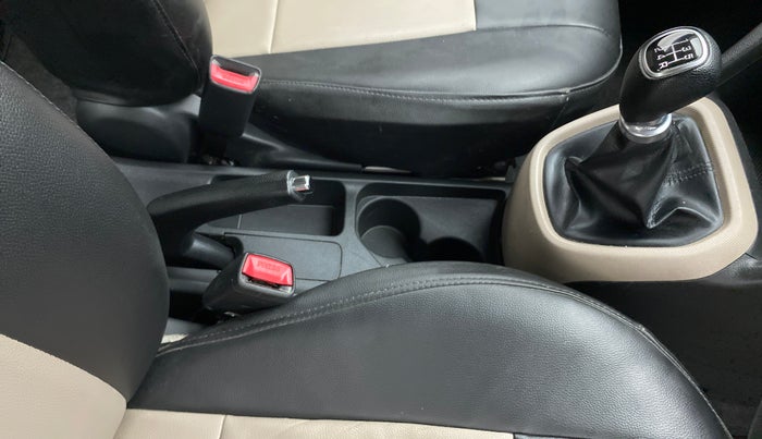 2019 Hyundai Grand i10 SPORTZ 1.2 KAPPA VTVT, Petrol, Manual, 42,899 km, Gear Lever