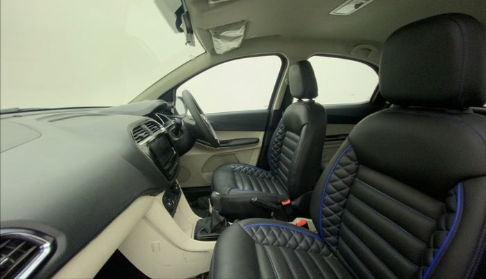 2022 Tata Tiago XZ PLUS CNG, CNG, Manual, 23,096 km, Right Side Front Door Cabin