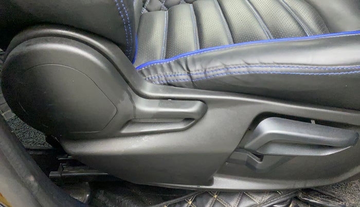2022 Tata Tiago XZ PLUS CNG, CNG, Manual, 23,096 km, Driver Side Adjustment Panel