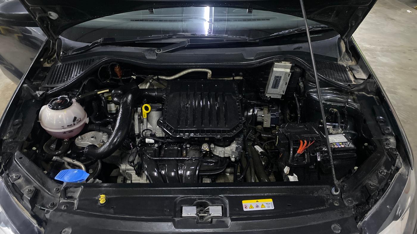 2021 Volkswagen Polo TRENDLINE 1.0L, Petrol, Manual, 26,271 km, Engine View