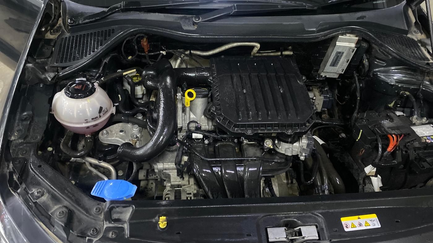 2021 Volkswagen Polo TRENDLINE 1.0L, Petrol, Manual, 26,271 km, Engine View - Right