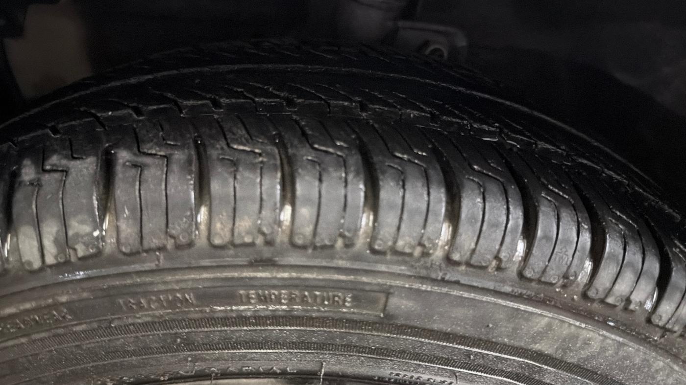 2021 Maruti Celerio ZXI AMT, Petrol, Automatic, 58,737 km, Left Front Tyre Tread