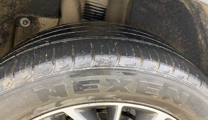 2021 Hyundai Tucson GLS 2WD AT PETROL, Petrol, Automatic, 52,235 km, Right Rear Tyre Tread