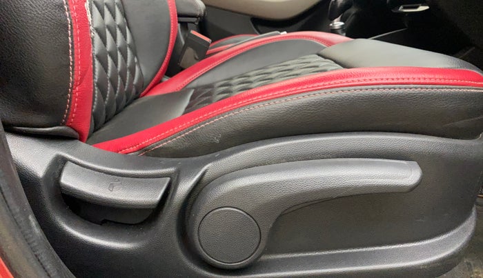 2019 Hyundai Elite i20 ASTA 1.2 (O), Petrol, Manual, 53,607 km, Driver Side Adjustment Panel