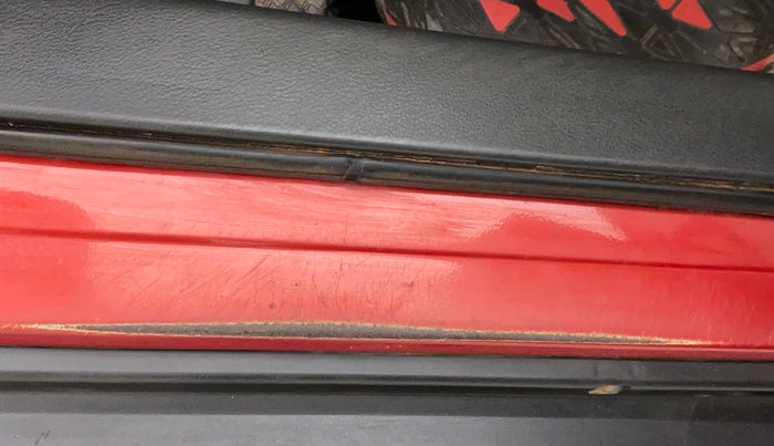 2016 Maruti Vitara Brezza VDI, Diesel, Manual, 86,670 km, Right running board - Minor scratches