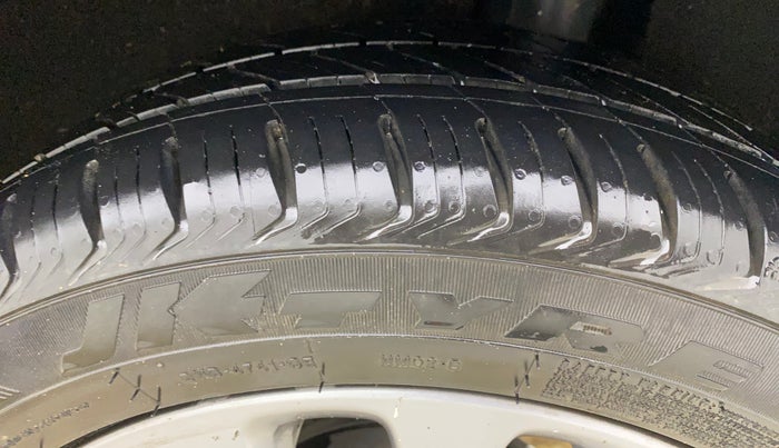 2017 Maruti Baleno ZETA CVT PETROL 1.2, Petrol, Automatic, 85,745 km, Left Rear Tyre Tread