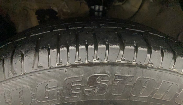 2015 Hyundai Creta SX PLUS AT 1.6 DIESEL, Diesel, Automatic, 86,031 km, Left Front Tyre Tread