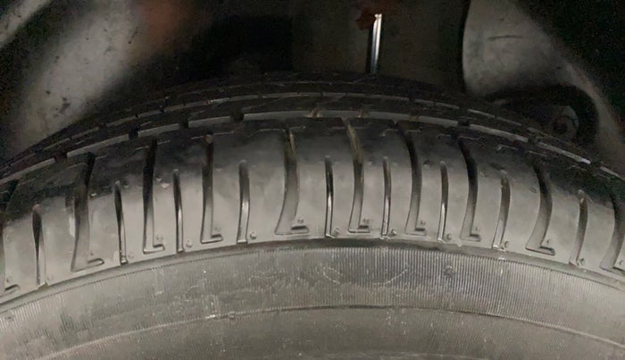 2015 Hyundai Creta SX PLUS AT 1.6 DIESEL, Diesel, Automatic, 86,031 km, Left Rear Tyre Tread