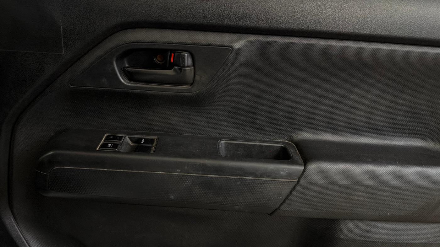 2020 Maruti New Wagon-R LXI CNG 1.0, CNG, Manual, 78,218 km, Driver Side Door Panels Control