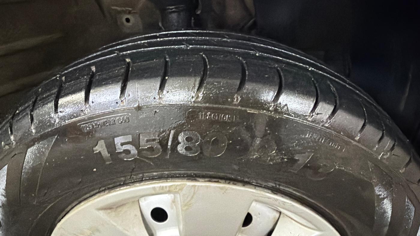 2020 Maruti New Wagon-R LXI CNG 1.0, CNG, Manual, 78,218 km, Right Front Tyre Tread