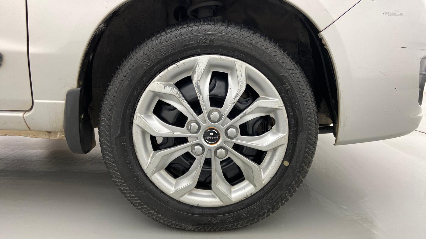 2014 Maruti Alto K10 VXI, Petrol, Manual, 70,435 km, Right Front Wheel