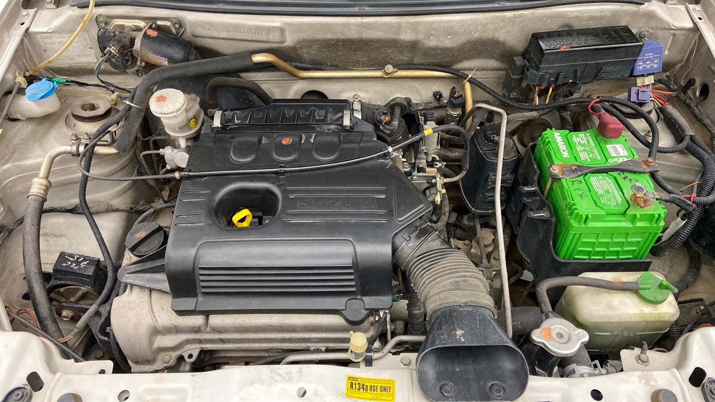 2014 Maruti Alto K10 VXI, Petrol, Manual, 70,435 km, Open Bonet