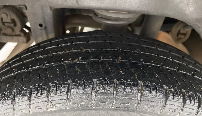 2014 Maruti Alto K10 VXI, Petrol, Manual, 70,435 km, Right Rear Tyre Tread