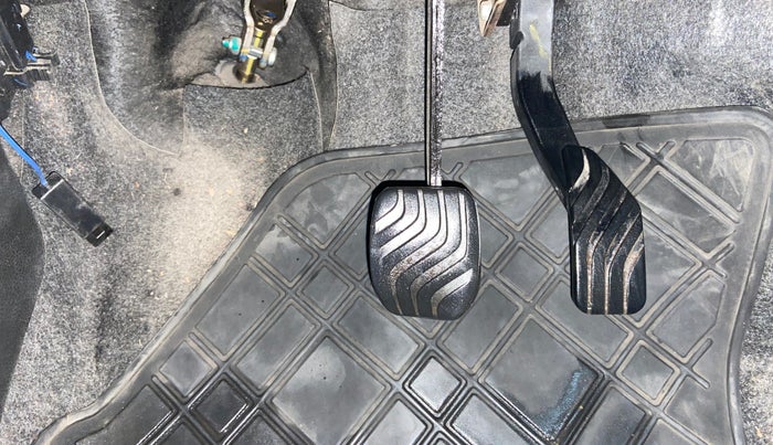 2019 Renault Kwid RXT 1.0 AMT (O), Petrol, Automatic, 45,612 km, Pedals