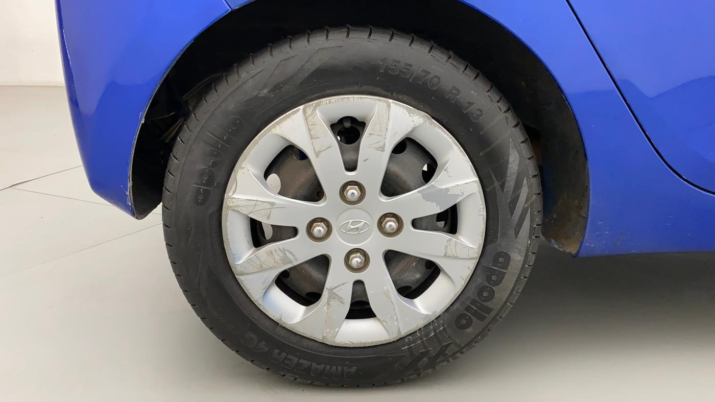 2014 Hyundai Eon MAGNA +, Petrol, Manual, 97,619 km, Right Rear Wheel