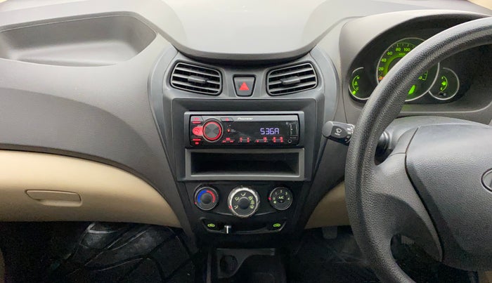 2014 Hyundai Eon MAGNA +, Petrol, Manual, 97,619 km, Air Conditioner
