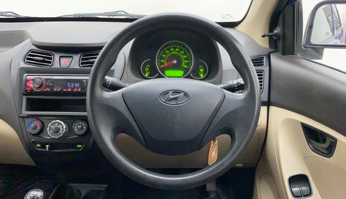 2014 Hyundai Eon MAGNA +, Petrol, Manual, 97,619 km, Steering Wheel Close Up
