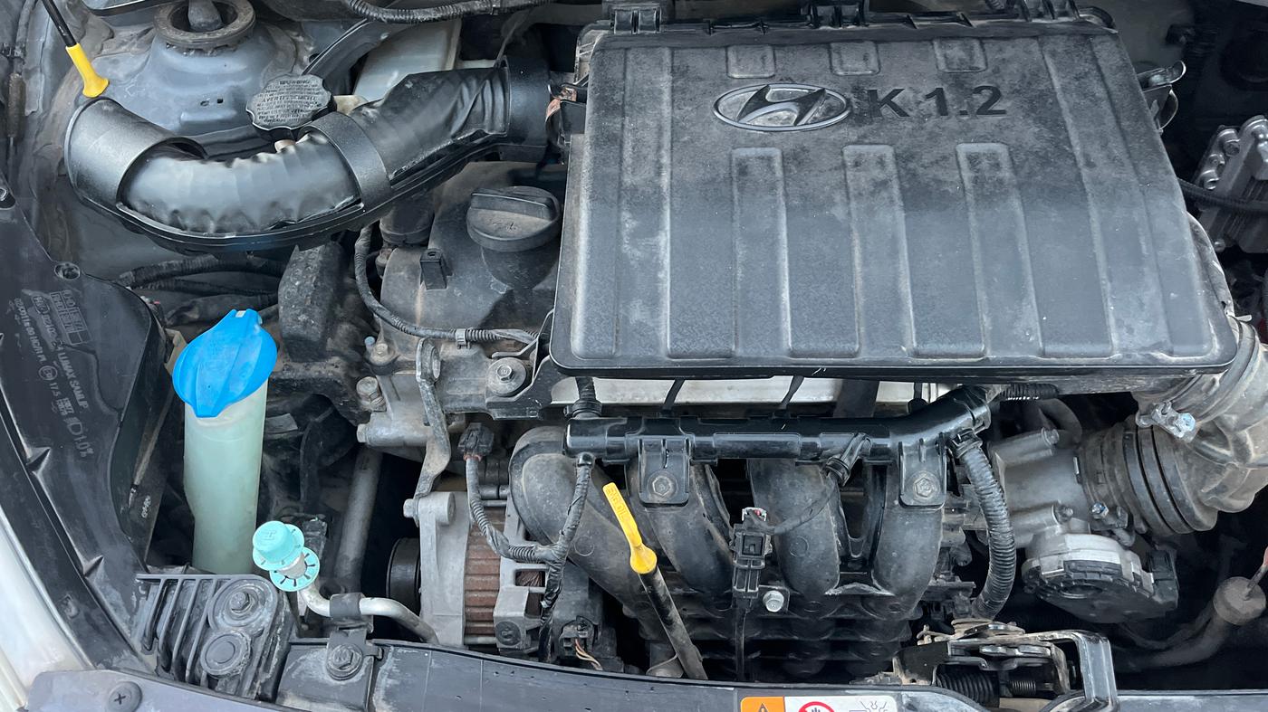 2017 Hyundai Grand i10 MAGNA AT 1.2 KAPPA VTVT, Petrol, Automatic, 42,730 km, Engine View - Right