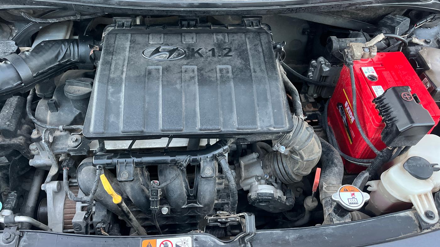 2017 Hyundai Grand i10 MAGNA AT 1.2 KAPPA VTVT, Petrol, Automatic, 42,730 km, Engine View