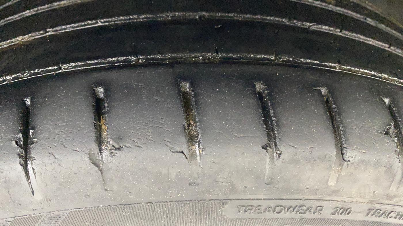 2021 Toyota Glanza G, Petrol, Manual, 70,413 km, Right Front Tyre Tread