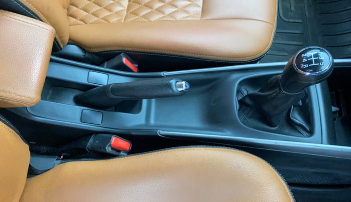 2021 Toyota Glanza G, Petrol, Manual, 70,413 km, Gear Lever