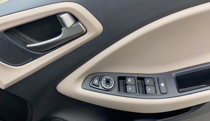 2015 Hyundai Elite i20 ASTA 1.2, Petrol, Manual, 34,598 km, Driver Side Door Panels Control