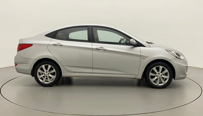 2013 Hyundai Verna FLUIDIC 1.6 VTVT SX, Petrol, Manual, 45,636 km, Right Side View