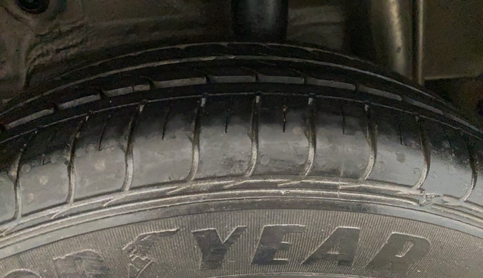 2015 Maruti Celerio VXI AMT, Petrol, Automatic, 76,542 km, Left Rear Tyre Tread