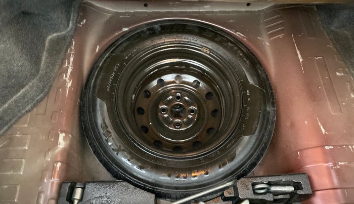 2013 Honda Amaze 1.5L I-DTEC S, Diesel, Manual, 71,419 km, Spare Tyre