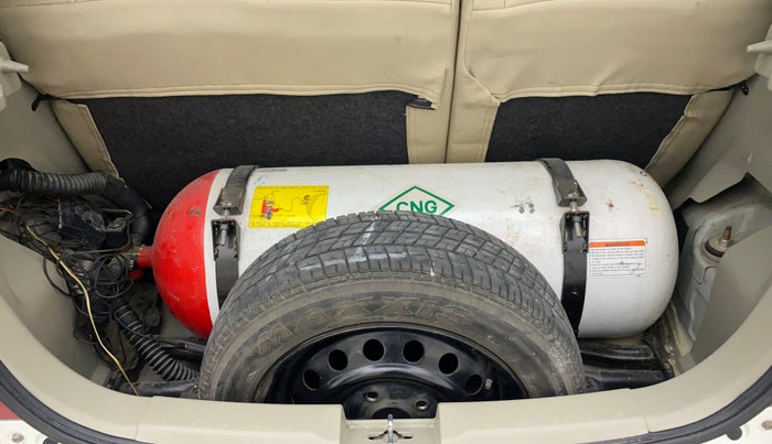 2016 Maruti Celerio VXI CNG D, CNG, Manual, 57,459 km, Boot Inside