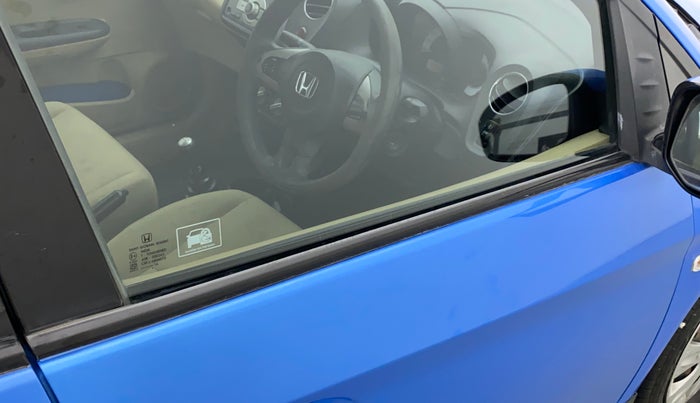2014 Honda Brio S MT, Petrol, Manual, 54,104 km, Driver-side door - Weather strip has minor damage