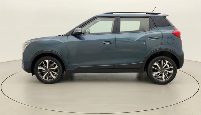 2021 Mahindra XUV300 W8 (O) 1.2 PETROL AMT, Petrol, Automatic, 17,012 km, Left Side